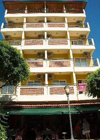Otel Kleopatra 3*