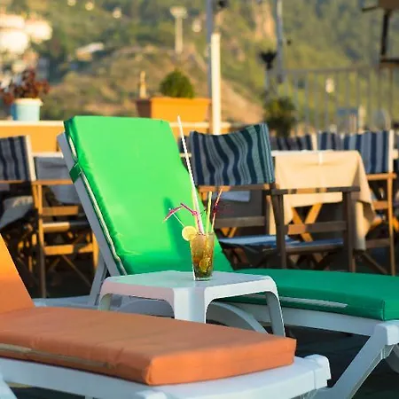 Kleopatra Otel 3*
