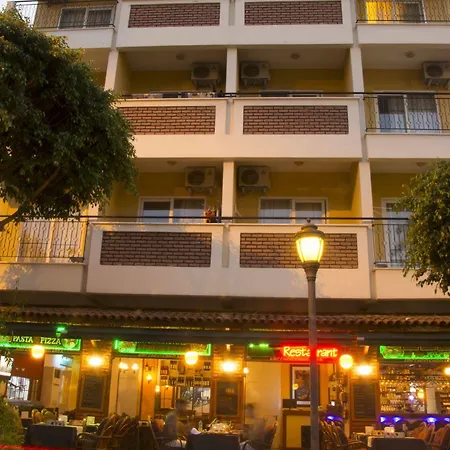 Otel Kleopatra 3*