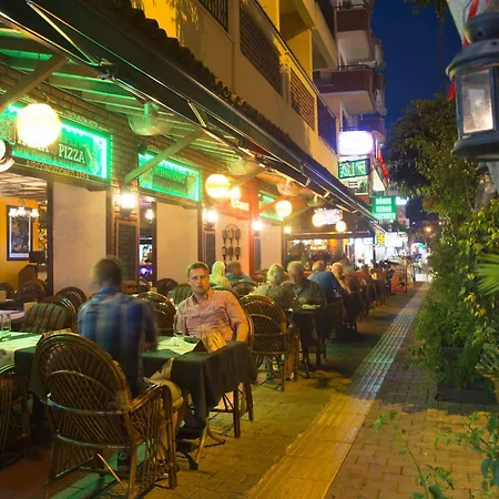 Kleopatra Otel 3*